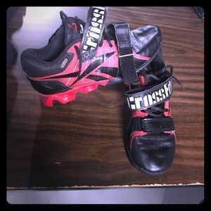 Used Reebok U-Form CrossFit lifters size 7.5